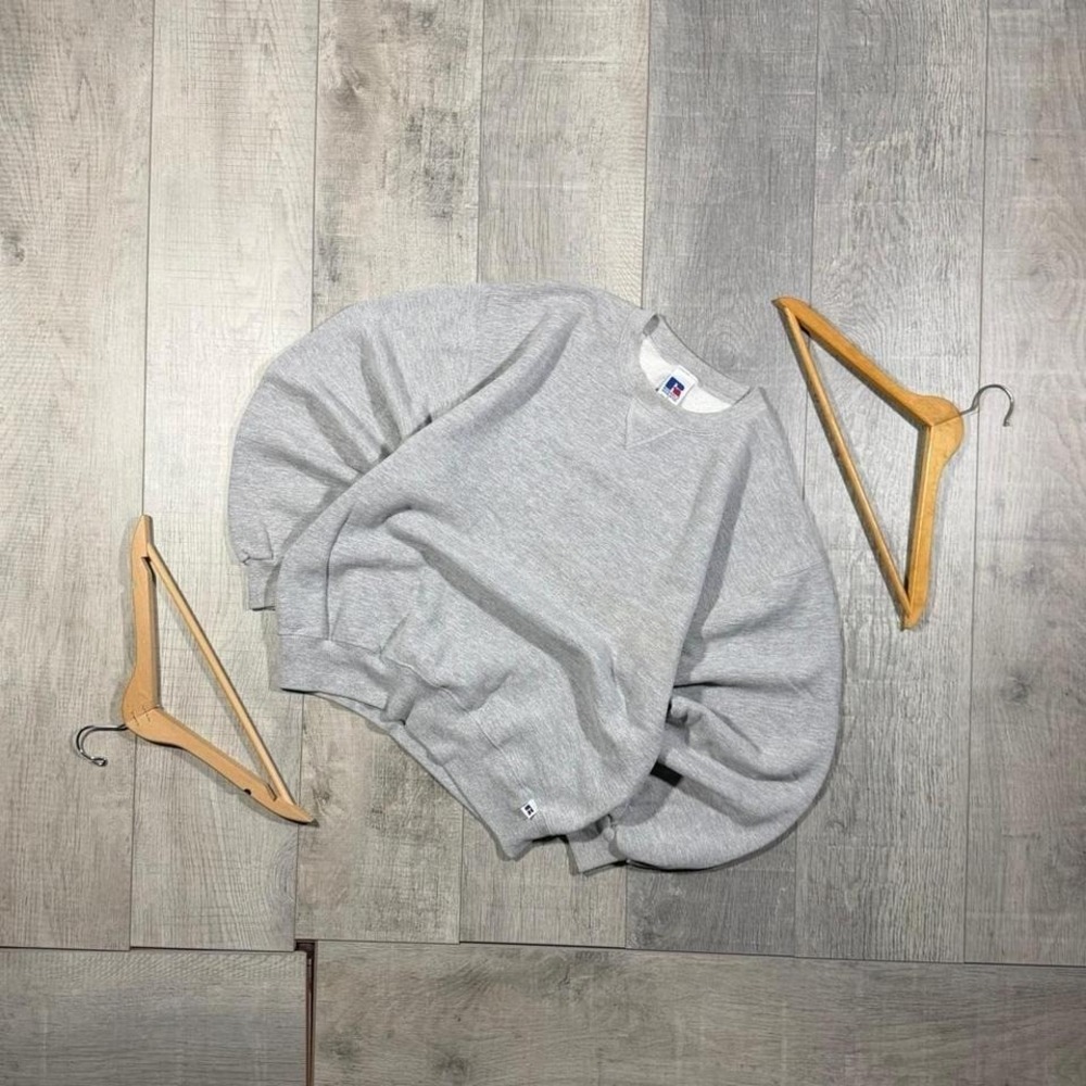 Vintage 2000s 90s Russel athletic essential grey crewneck sweatshirt‎